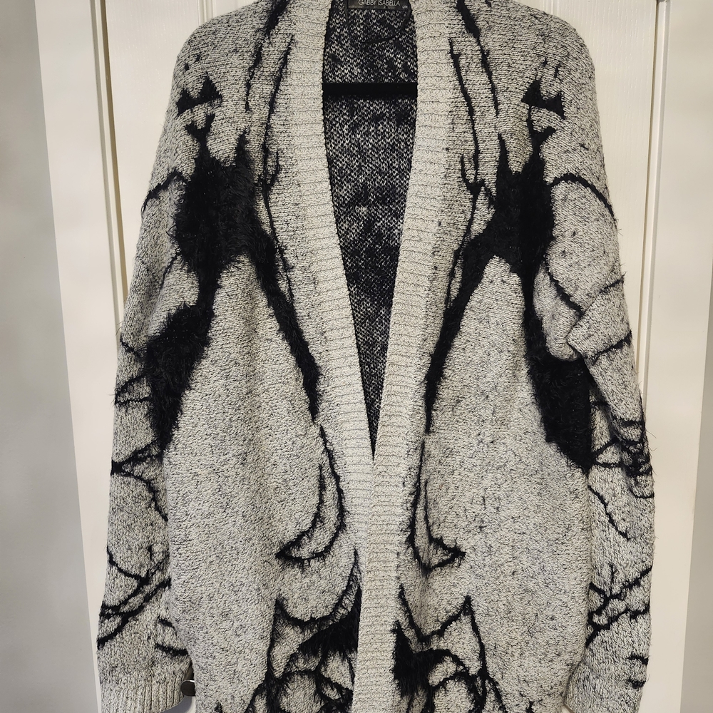 Gabby Isabella Monochrome Abstract Cardigan